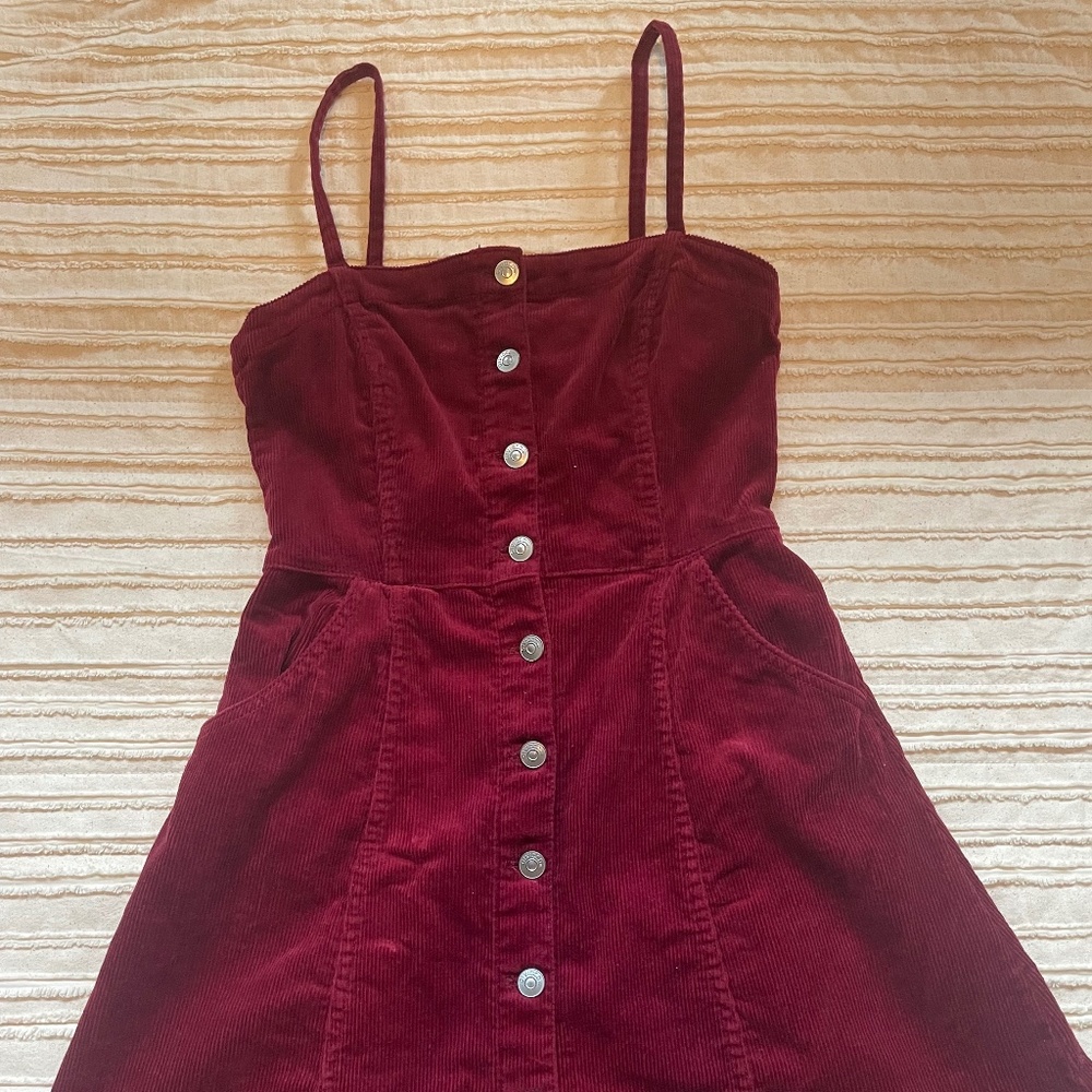 MAROON BUTTON DRESS